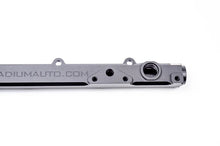Load image into Gallery viewer, Radium 2000-2005 Honda S2000 Fuel Rail